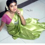Dharsha Gupta Instagram – 💚💖
P.C. – @raj_isaac_photography 
Costume- @kovai.trendz 
Jewellery- @fashid_store