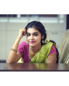 Dharsha Gupta Instagram - 💚💖Pachainiramey! Pachainiramey!💖💚 P.C.- @raj_isaac_photography Costume- @kovai.trendz