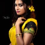 Dharsha Gupta Instagram - B bold💛 Shine more💛 . . PC : @raj_isaac_photography Location : @vannam7studio