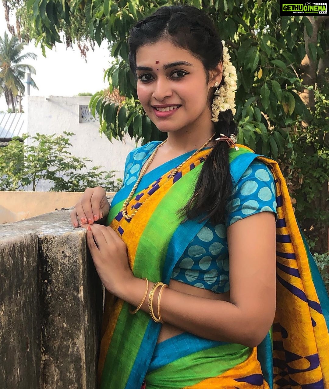 Dharsha Gupta Instagram - 💙💚Everything has beauty, but not everyone sees it💚💙 Goodeve💙💚 Jewellery- mom’s🤣🤣