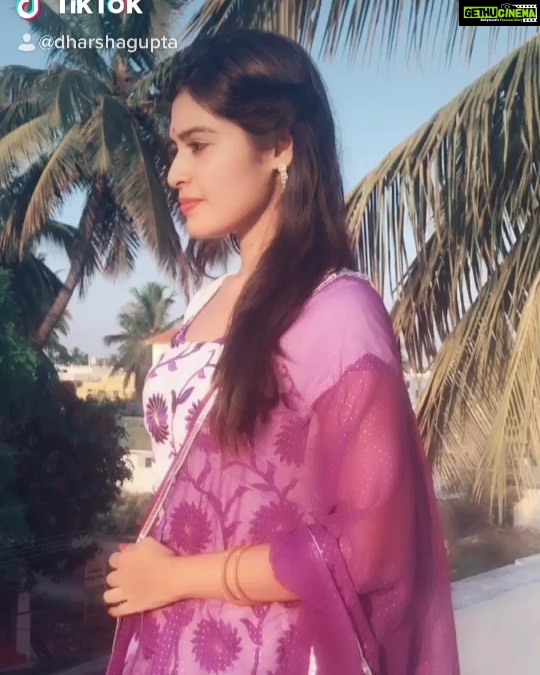 Dharsha Gupta Instagram - 💜ChuditharLove💜 Romba naal kalichu 🥰🥰🥰🥰 . . . . . . . . #stayhome #stayhealthy #staysafe #stayathome #stay #staystrong #staypositive #tiktok #tiktokers #tiktokindia