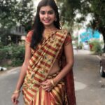 Dharsha Gupta Instagram - ❤️Juz a smile & simplicity wil lead u in success❤️ Good evening 🥰🥰 . . . . . . . #picoftheday #pic #pictureoftheday #picture #photography #photo #photooftheday #photoshoot #saree #sareelove #sareelovers #loveyourself #love #live #livelife