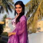 Dharsha Gupta Instagram - It doesn’t mean, ‘wat v wear’ 💜let ur charm b in ur smile to attract💜 Gudeve chelmzzzz 💜💜 . . . . . #stayhome #stayhealthy #staysafe #stayathome #stay #staystrong #stayhomestaysafe #staypositive #happy #happyme #salwar #positivevibes #positive #live #liveyourbestlife #livelife #life #lifeisgood #lifeisbeautiful #loveyourself #love