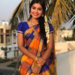 Dharsha Gupta Instagram - Gudeve chelmzzzz 💙🧡💙🧡💙 . . . . . . . #picoftheday #pic #pictureoftheday #picture #pictureperfect #saree #sareelove #sareelovers #stayhome #stayhealthy #staysafe #stayathome #stay #staystrong #stayhomestaysafe #staypositive