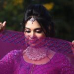 Dharsha Gupta Instagram – Gudnyt chelmzzz💜💜💜
Costume- @feathersurabi.ds 
Jewellery- @chennai_jazz 
M&H- @orchid_pavi_muah 
P.C.- @arvindkannan_
