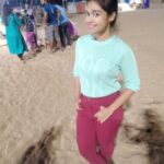 Dharsha Gupta Instagram - Gudeve chella kutyyyyyyzzzz❤️❤️ . . . . . . . . . . #beach #beachvibes #beachday #besantnagar #fun #funtimes #live #life #love #loveyourself #happy #happyme #positivevibes #positive #chennai Bessy Beach