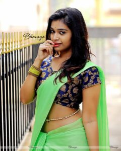 Dharsha Gupta Instagram - Gudmrng lovelyzzzz💚💙 P.C. - @bhavaga_photography . . . . . . . . . . . . . . . . . #picoftheday #pic #pictureoftheday #picture #photography #photooftheday #photo #photographer #photoshoot #positivevibes #positive #saree #sareeblousedesigns #sareelove #happy #happyme #fun #live #life #love #loveyourself
