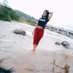 Dharsha Gupta Instagram – Gudmrng chelmzzzz ☀️
.
.
.
.
.
.
.
.
.
.
.
.
.
.
#fun #funtimes #water #river #happy #happyme #positive #positivevibes #live #life #love #loveyourself