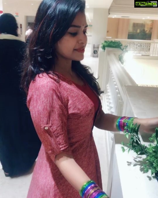 Dharsha Gupta Instagram - Luv me❤️ . . . . . #loveyourself #loveme #tiktok #tiktoktamil #hosana #trishakrishnan #trishafans #simbu #simbufans #silambarasan #vinnaithaandivaruvaaya #citycenter #chennai #movietime #positivevibes #moderncostume #costume #costumelove