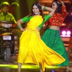 Dharsha Gupta Instagram - 💚💛Don't miss to watch my solo dance performance of ComedyRajaKalakalRani grand finale at 3pm @vijaytelevision 💛💚