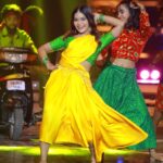 Dharsha Gupta Instagram – 💚💛Don’t miss to watch my solo dance performance of ComedyRajaKalakalRani grand finale at 3pm @vijaytelevision 💛💚