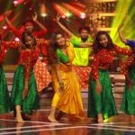 Dharsha Gupta Instagram – 💚💛Don’t miss to watch my solo dance performance of ComedyRajaKalakalRani grand finale at 3pm @vijaytelevision 💛💚