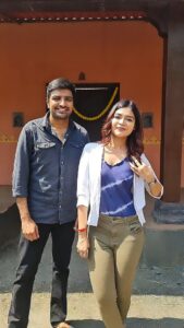 Dharsha Gupta Instagram - 🤣🤣Fun shoot @mumbai with @actorsathish , OMG movie🤣🤣 
@whitehorse_offl
@jayalakshmisundaresan
#omg #ohmyghost