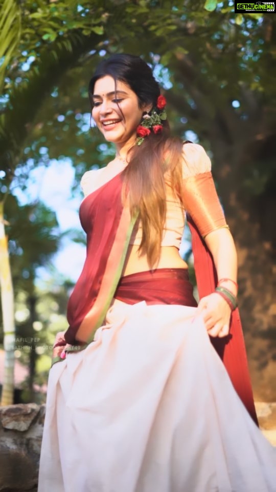 Dharsha Gupta Instagram - ❤🤍 Hairstylist- @mani_stylist_ Costume- @ivalinmabia Vc- @hafil_pep @sathish_photography49