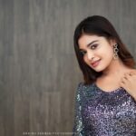 Dharsha Gupta Instagram – 💙🤍I like criticism. It makes us strong🤍💙
Pic- @arvindkannan_ @arvindkannanphotography
