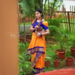 Dharsha Gupta Instagram - 🧡💙நம்மைநாமே செதுக்கிக்கொள்ள உதவும் உளி இலக்கு தன்னம்பிக்கை விடாமுயற்சி💙🧡 Pic- @raj_isaac_photography Costume- @ashas_womens_collection @yara_designers