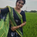 Dharsha Gupta Instagram - 💚💙நம்மை அவமானப்படுத்தும் போது அந்த நொடியில் வாழ்க்கை வெறுத்தாலும் அடுத்த நொடியில் இருந்துதான் நம் வாழ்க்கையே ஆரம்பமாகுது💙💚 #movieshoot #rudrathandavam