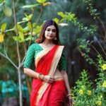 Dharsha Gupta Instagram - ❤💚The best way to cheer yourself is to try to cheer someone else up💚❤ Team organized- @____r.e.g.i Saree & blouse- @eves_designer_karakudi_ M&H- @the_new_fashion_parlour @ramyamanickam17 Pc- @lensrajafotos @candy_clik_tamilan Location- @chilambu_pannaiveedu