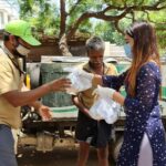 Dharsha Gupta Instagram – 🙏🙏இறைவனை காண சிறந்த வழி, பசியால் வாடுபவர்க்கு உணவு அளிப்பது🙏🙏 Coimbatore, Tamil Nadu