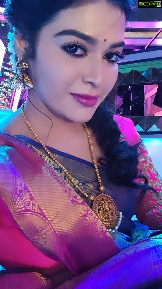 Dharsha Gupta Instagram - πππLove u allπππ