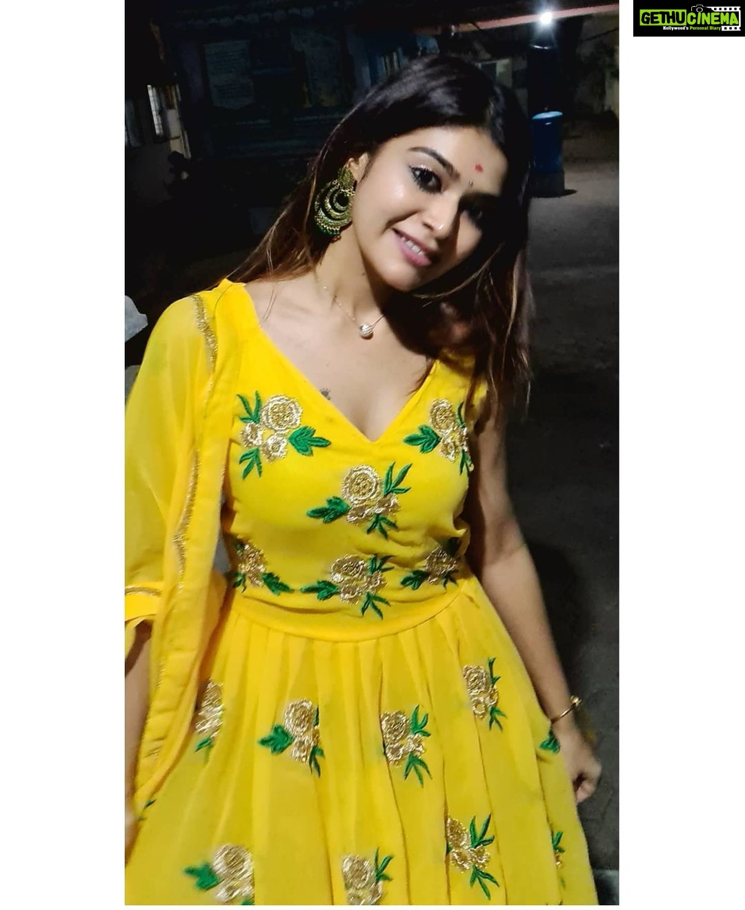 Dharsha Gupta Instagram - ππItβs not whether you get knocked down, itβs whether you get upππ Dress- @heavenly_trinckets