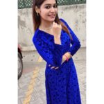 Dharsha Gupta Instagram – 💙Believe you can and you’re halfway there💙

Dress- @pink_yshoppy
Earring & necklace- @theyathitribe