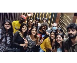 Dharsha Gupta Instagram - 🥰🥰It’s been a pleasure to meet all my darling's of cwc/bigboss. Miss u all & luv u🥰🥰 Thanks to @rekhaharris mam for inviting us❤ @tamil_rithika @kanithiru10 @ashwinkumar_ak @sunitagogoi_offl @pavithralakshmioffl @rakshan_vj @rmp245 @suresh.chakravarthy @sruthi.rav @vijaytvpugazh @sudharsan_govind