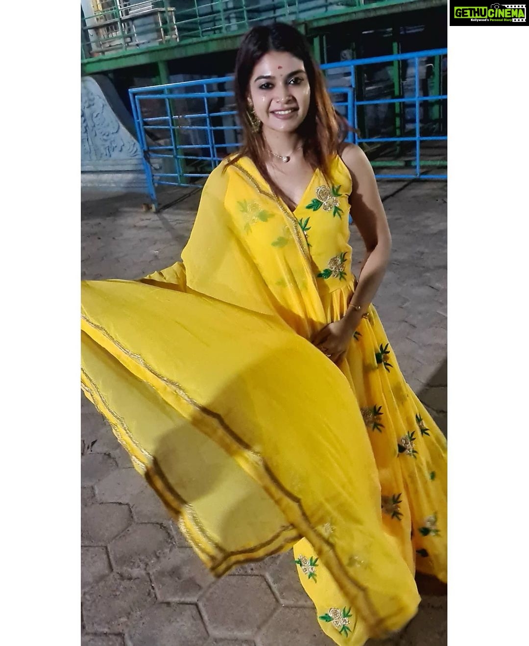 Dharsha Gupta Instagram - ππItβs not whether you get knocked down, itβs whether you get upππ Dress- @heavenly_trinckets