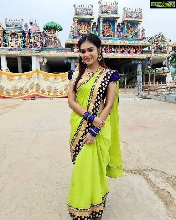 Dharsha Gupta Instagram - ๐๐God has no religion, All are equal. Stay positive๐๐ Saree- @feista._.fashion