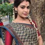 Dharsha Gupta Instagram – 🥰வார்த்தைகளே இல்லாத வடிவம்..
அளவுகோளே இல்லாத அன்பு..
சுயநலமே இல்லாத இதயம்..

அவள் தான் அம்மா..🥰

Love u amma❤

From the set of – Rudhrathandavam (movie)