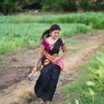 Dharsha Gupta Instagram - 🖤💗Without farmers, we wouldn’t have access to food and other basic necessities. Take a moment to really appreciate this profession and all the hard work and dedication the farm life requires. They are really great & hats off to them💗🖤 Pic- @raj_isaac_photography #supportfarmers #farmers