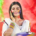 Dharsha Gupta Instagram - ❤May you have the most blessed Holi than you ever had! May it be full of fun, joy, and love! May you be as colourful as the festival itself! May you have the brightest Holi! Happy Holi!❤ Makeup- @jiyamakeupartistry Hairstylist- @marysbridalstudio Dress- @dsalwar Bangles- My Mom @geethamani188 Video - @hafil_pep