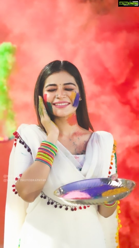 Dharsha Gupta Instagram - ❤May you have the most blessed Holi than you ever had! May it be full of fun, joy, and love! May you be as colourful as the festival itself! May you have the brightest Holi! Happy Holi!❤ Makeup- @jiyamakeupartistry Hairstylist- @marysbridalstudio Dress- @dsalwar Bangles- My Mom @geethamani188 Video - @hafil_pep