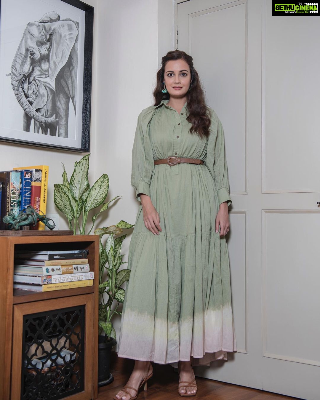 Dia Mirza Instagram - No Monday blues when we choose 🌿 Outfit @kharakapas Styled by @who_wore_what_when Photos by @rishabhkphotography Make Up by me 🙃 Hair by @hairstylist_madhav #MammaAtWork #SlowFashion #MadeInIndia #SustainableClothing