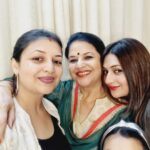 Divyanka Tripathi Instagram - Mummy, you are a paradox of a character sketch written for an average mother. You are possibly the strongest woman I've seen- mentally and physically, you have broken barriers, evolved yourself to better us, learnt new things with age no bar. You are simply unstoppable Mommy. You inspire us now and forever! Happy Mother’s Day! @neelam.tripathi121 @priyanka_sameer_tiwari @airbus.maestro #FamilyPhotoAlbum