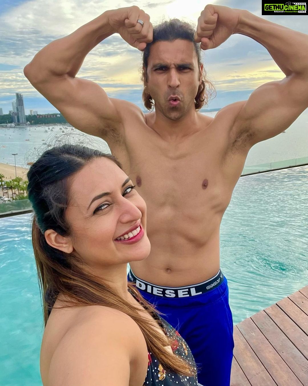 Divyanka Tripathi Instagram - Can't post only one when you love all! ♥️🏊🏊♀️ #PoolLove #Hydrophilic