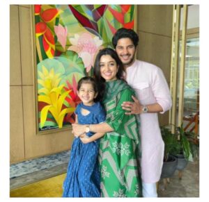 Dulquer Salmaan Instagram - Eid Mubarak from us to all of you !!

#eid2022 #happybiryaniday #burp #biryanimuttonthanne #cantmove #ugh #stuffedtothegills