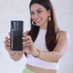 Eshanya Maheshwari Instagram – I got my hands on my favorite ZERO 5G , i am just loving this phone if you still haven’t checked out do check it now  #ZERO5G which has these amazing features 📱
 @mediatek_india @infinixindia 

–  MediaTek Dimensity 900, 6nm
–  5000mAh Battery with 33W charger
–  48MP CAMERA WITH 30X ZOOM
–  PREMIUM UNI-FRAME DESIGN

I’m enjoying my new Zero 5G, what are you waiting for, hurry up and grab now on Flipkart.
.
.
#Esshanya #Zero5g #Smartphone #MediaTek  #Mynewsmartphone  #infinix