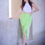 Eshanya Maheshwari Instagram – Summer glow ✨💚🤍

📸- @portraitsbyvedant 

#summerglow #summer #ootd #esshanyamaheshwari #esshanya
#fashionblogger #styleblogger
