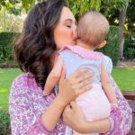 Evelyn Sharma Instagram - This week Ava called me “mama” for the first time and I fell even deeper in love with her. 😩🥰 The life of a mom is tough, it’s frustrating, it’s exhausting but it’s still the best life ever! 😅 Thank you for teaching me love every day my little darling… thank you for choosing me as your mommy. 💖 #firstmothersday #happymothersday #momlife