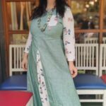 Falguni Rajani Instagram – #reelsinstagram #trendingreels #viral #reels #kurti #kurtis #kurtilover #cottonsuits #cotton #summervibes #summer #beattheheat ❤️

@fashionstaamara

Checkout tha amazing dress on http://taamara.online/