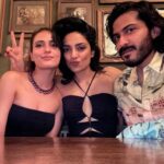 Fatima Sana Shaikh Instagram – What a night!!!!
Love love love

#thar
#party