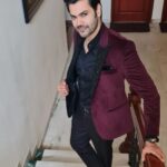 Ganesh Venkatraman Instagram – Get out there and live a little ❤️❤️

Styling & Design: @his_studio

#bespoketailoring #bespokesuits  #designersuits #menstylefashion #mensclothing #mensoutfit #menwithclass 
#GaneshVenkatram