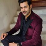 Ganesh Venkatraman Instagram – Get out there and live a little ❤️❤️

Styling & Design: @his_studio

#bespoketailoring #bespokesuits  #designersuits #menstylefashion #mensclothing #mensoutfit #menwithclass 
#GaneshVenkatram