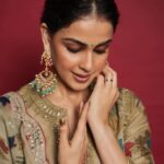 Genelia D’Souza Instagram – There will always be haters and doubters and then there will always be YOU- proving them wrong 💚💚💚💚

#thoughtoftheday 

HMU- @rishinaacharya 
📸- @kvinayak11 

👗-@archanajaju.in 
Jewelry – @aulerthofficial x @tribebyamrapali
Vegan juttis – @fizzygoblet