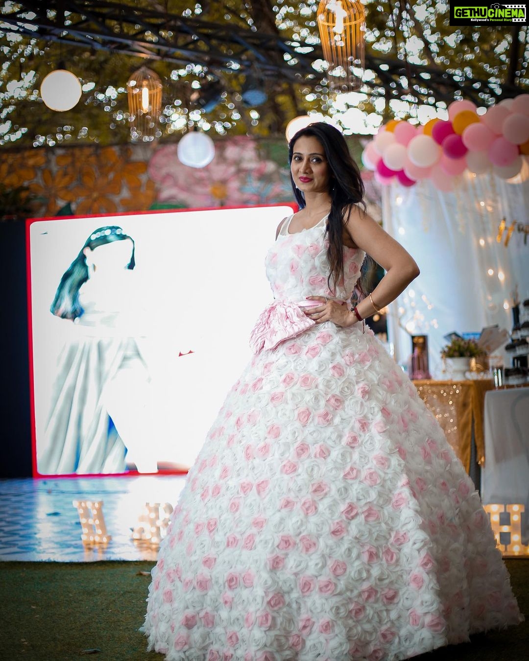 Harshika Poonacha Instagram - Dolled up for real on my birthday May 1st 2022 π₯³π Day 1 birthday celebration was as beautiful as my dress πππ Thankyou everyone for making it super special for me π Special thanks to my friend @ankittiwari for coming all the way from Mumbai and gracing the occasion,Also singing a beautiful song for me π Thankyou team #Marakasthra for making my birthday even more special and all my beautiful friends for your graceful presence. Jay and Meghu I love you guys β₯οΈ Also my fans for your lovely wishes and msgs which has not stopped even now π . . . . Thankyou @shreedesignersboutique for designing this beautiful gown for my birthday and making me look like a doll πππ It was super special π Pebble