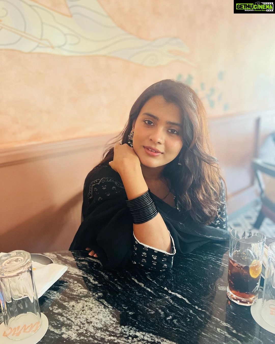 Hebah Patel Instagram - Eid Mubarak 🌙 Hyderabad