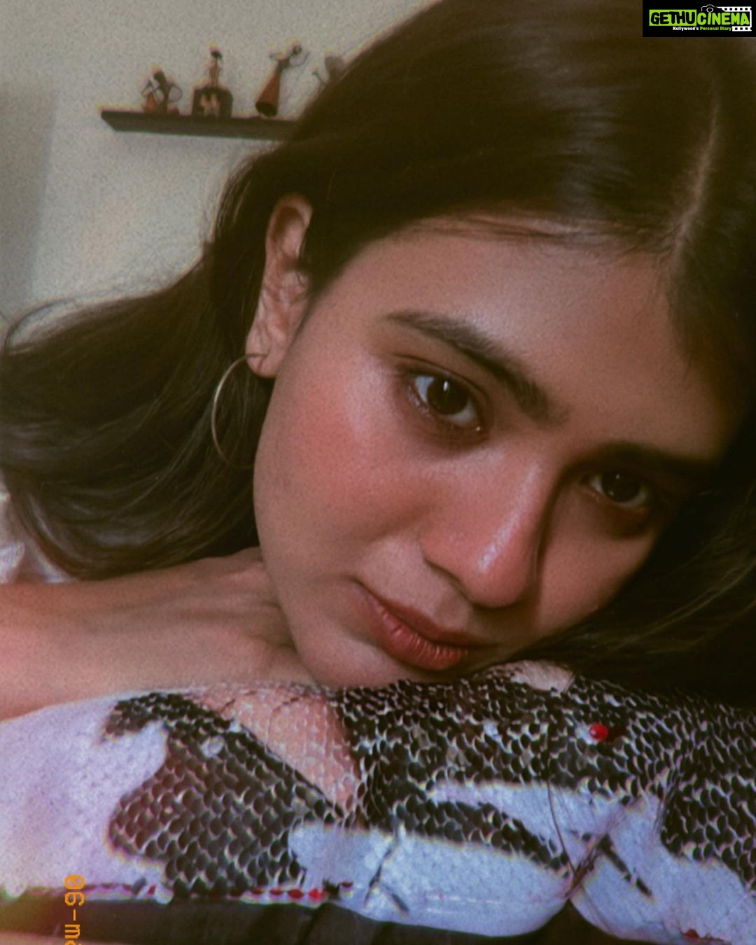 Hebah Patel Instagram - Too cool for school! This caption has no relevance to the picture! Hyderabad