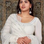 Hebah Patel Instagram - 👗: @officialanahita @geethikakanumilli @septembershoes 📸: @pranav.foto Hyderabad