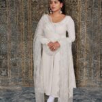 Hebah Patel Instagram - 👗: @officialanahita @geethikakanumilli @septembershoes 📸: @pranav.foto Hyderabad